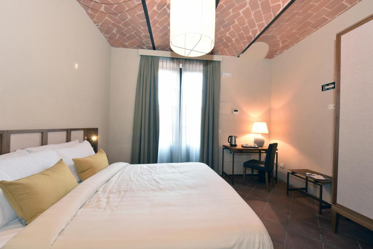 Cascina La Badia Bed & Breakfast Montegrosso d'Asti Exterior photo